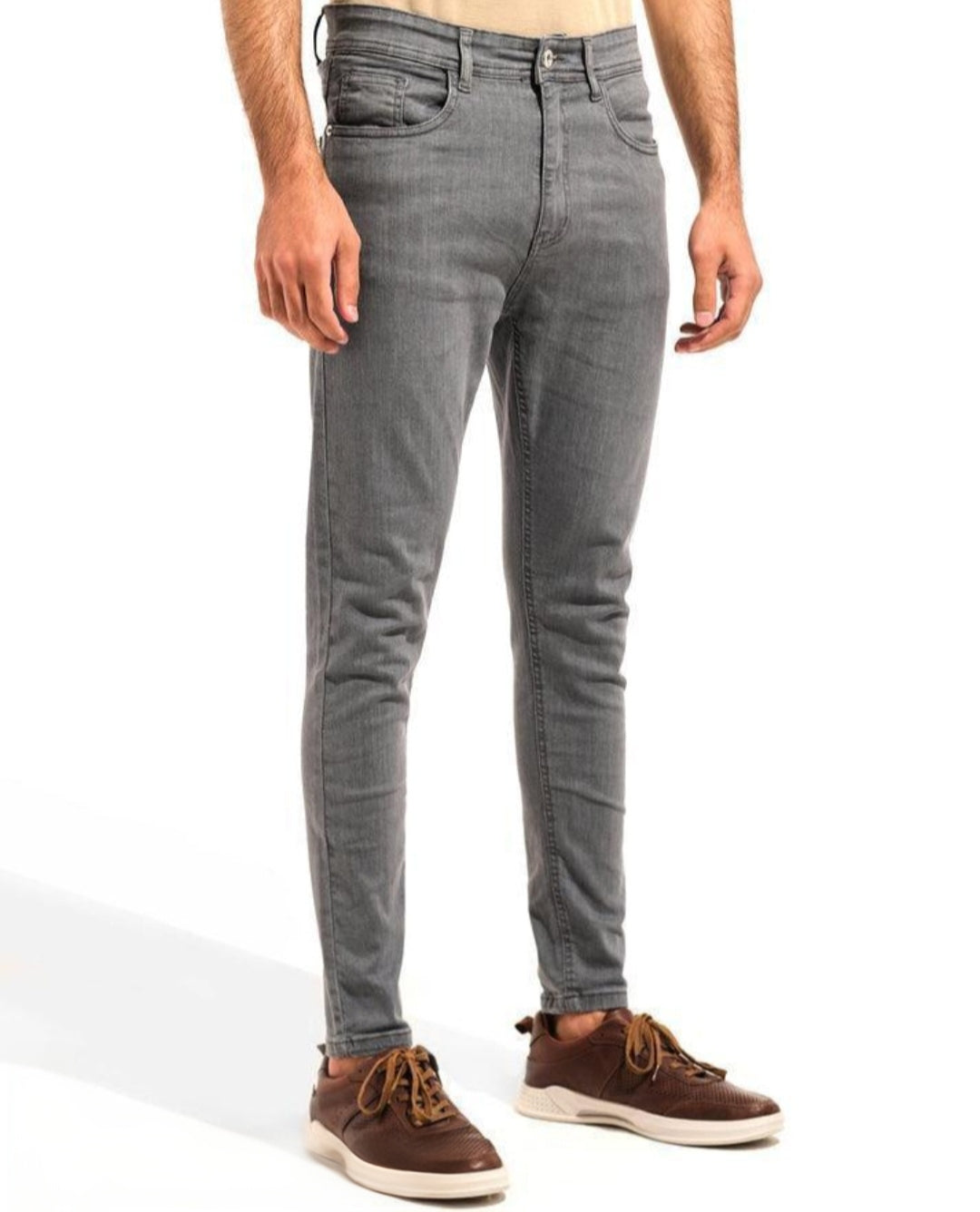 Men’s Contemporary Slim-Cut Grey Jeans